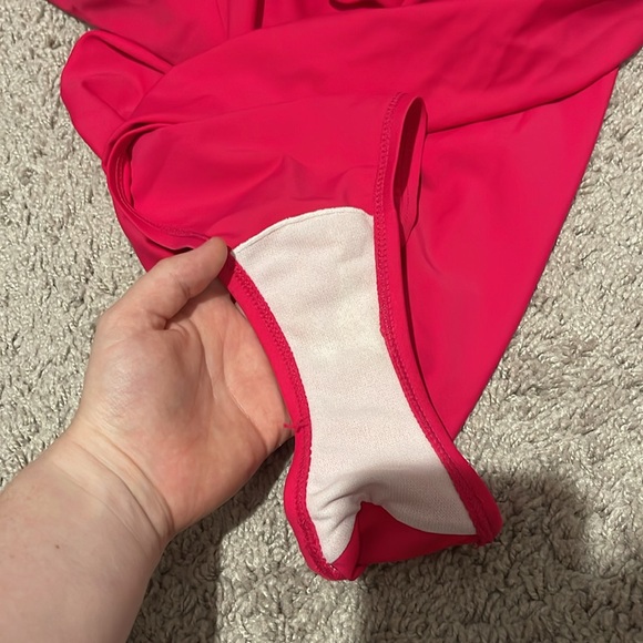 Motherhood Maternity Size M Fuchsia Swimsuit - Picture 4 of 5